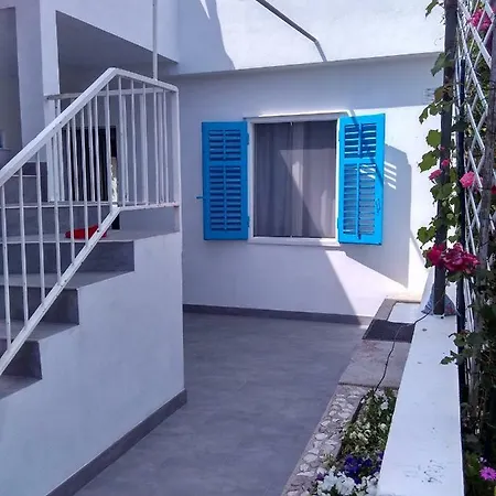 Apartment Apartman Nora Hvar Town