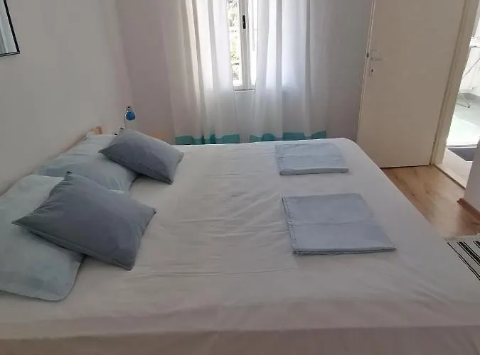Apartman Nora Διαμέρισμα Χβαρ